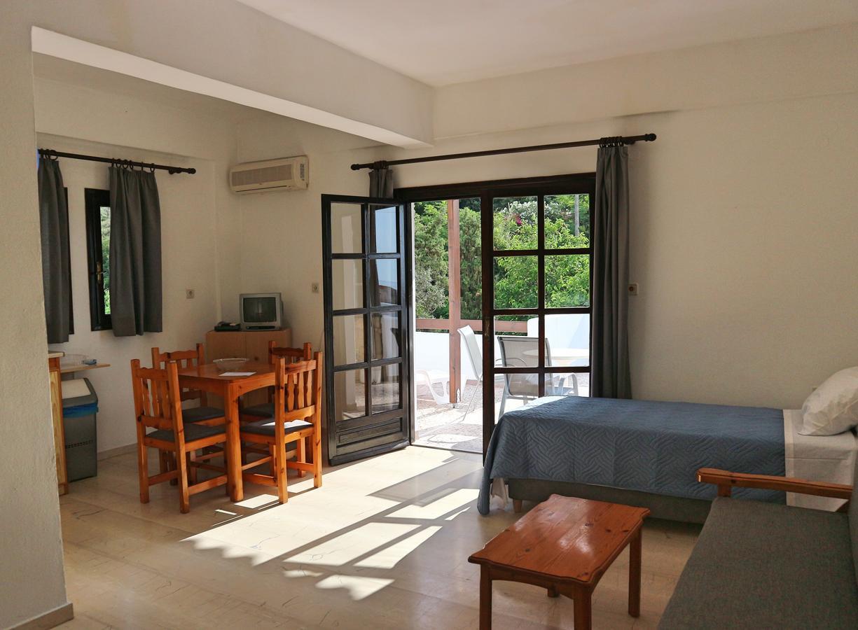 Oliaria Apartments Platanias  Ngoại thất bức ảnh