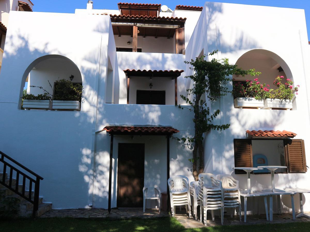 Oliaria Apartments Platanias  Ngoại thất bức ảnh