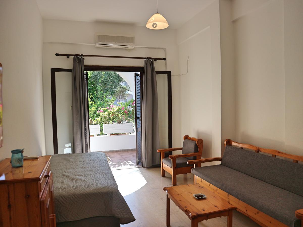 Oliaria Apartments Platanias  Ngoại thất bức ảnh