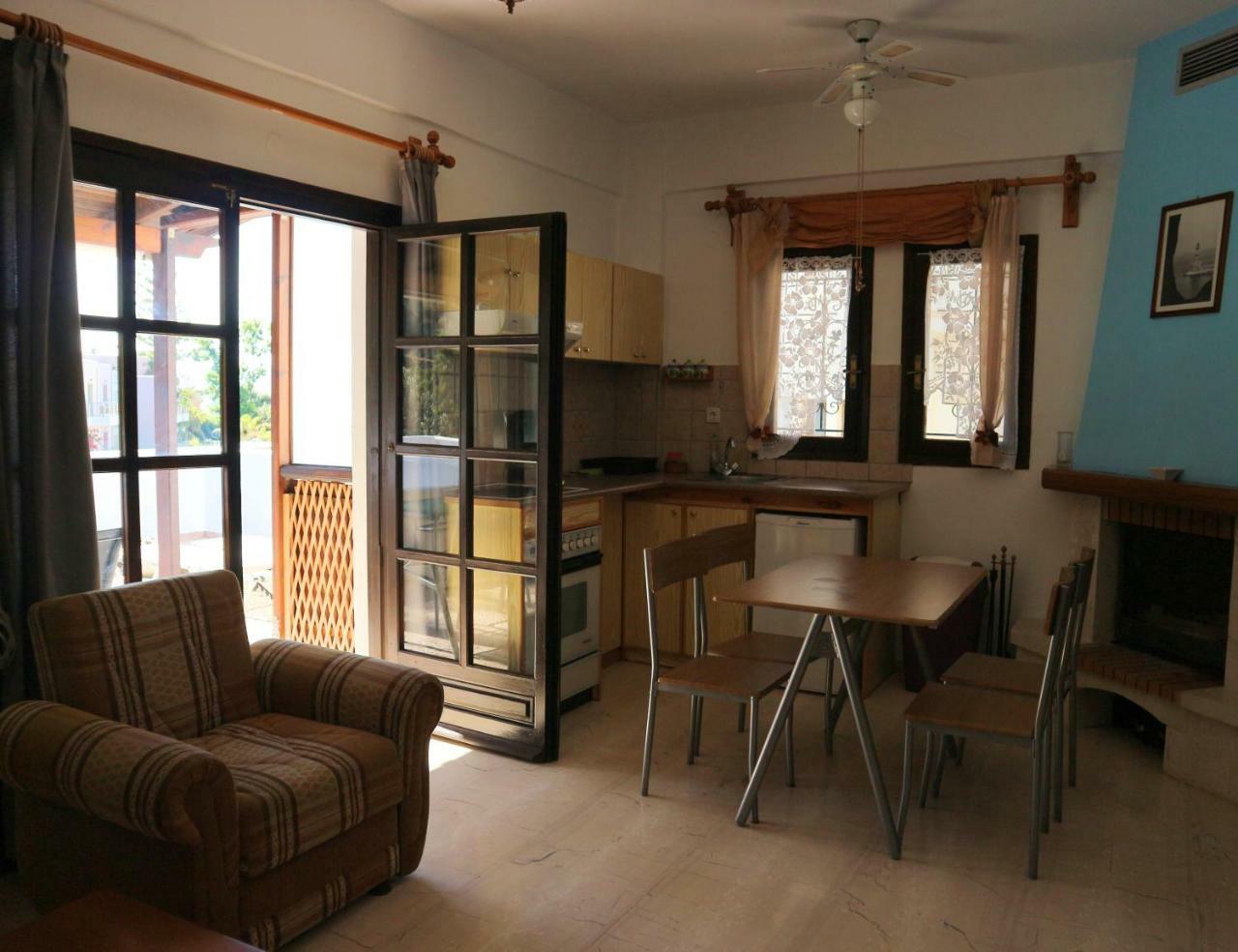 Oliaria Apartments Platanias  Ngoại thất bức ảnh